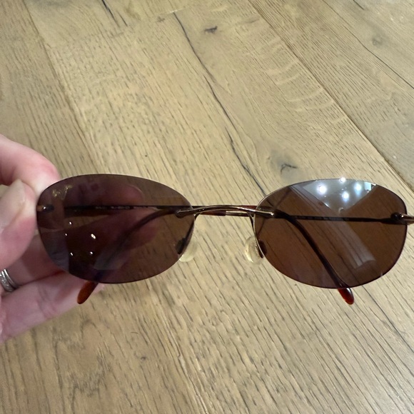 Maui Jim MJ-453-23 Polarized Sunglasses w/ Gloss Copper Frame & Maui Rose Lens - Picture 3 of 8